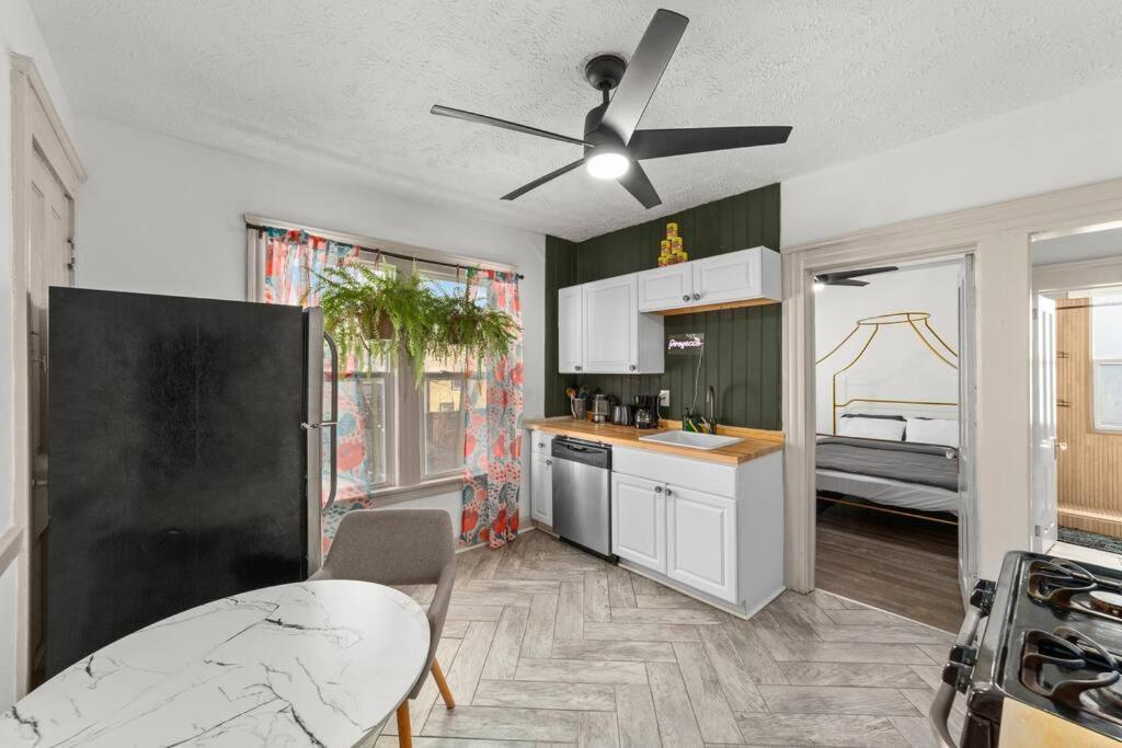 Апартаменты Pet Friendly 2Br In Little Italy # 3 Кливленд Экстерьер фото