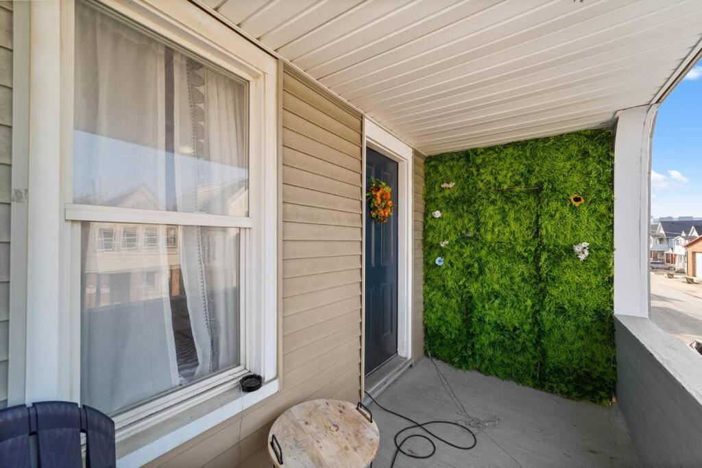 Апартаменты Pet Friendly 2Br In Little Italy # 3 Кливленд Экстерьер фото